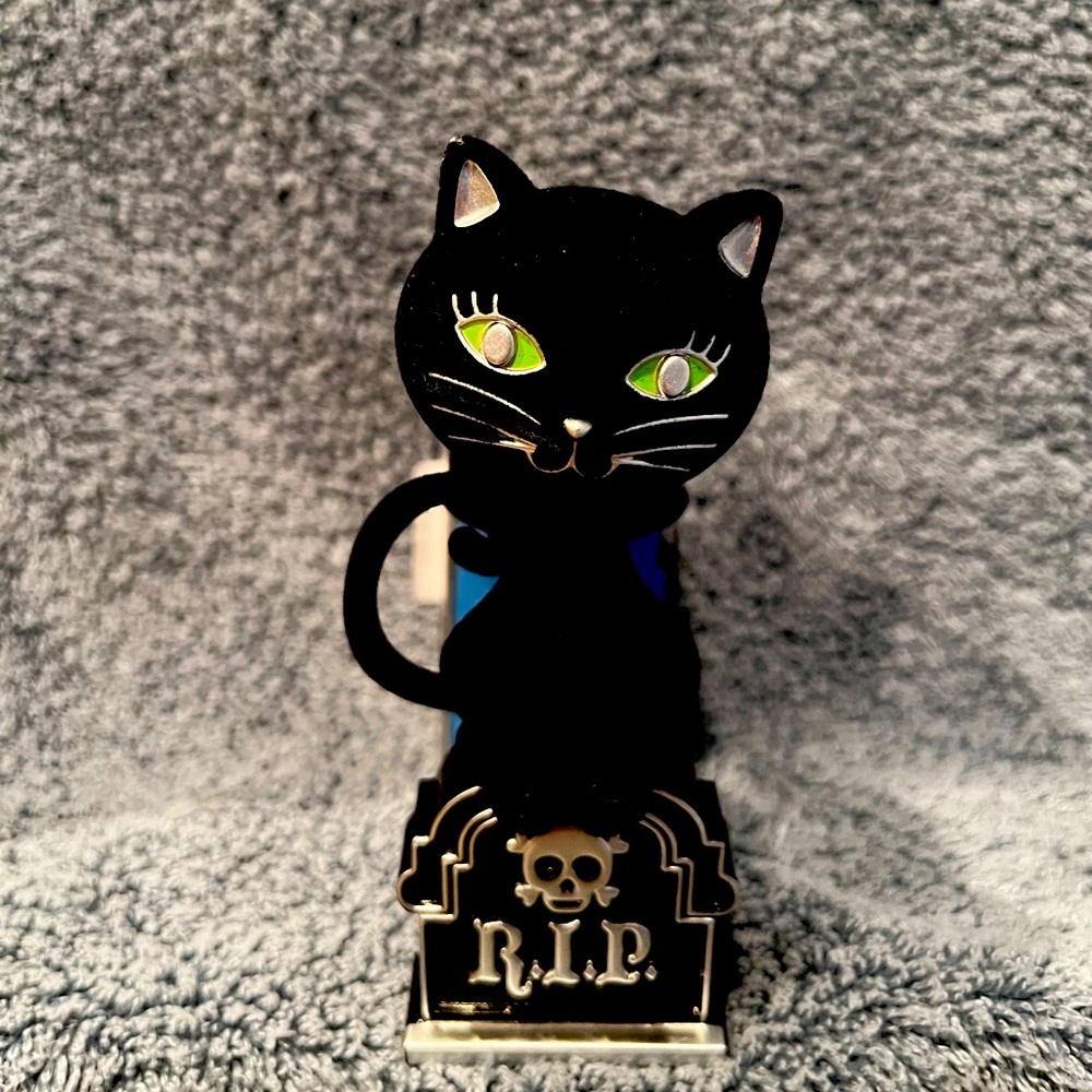 Bath and body works Halloween wallflower plug